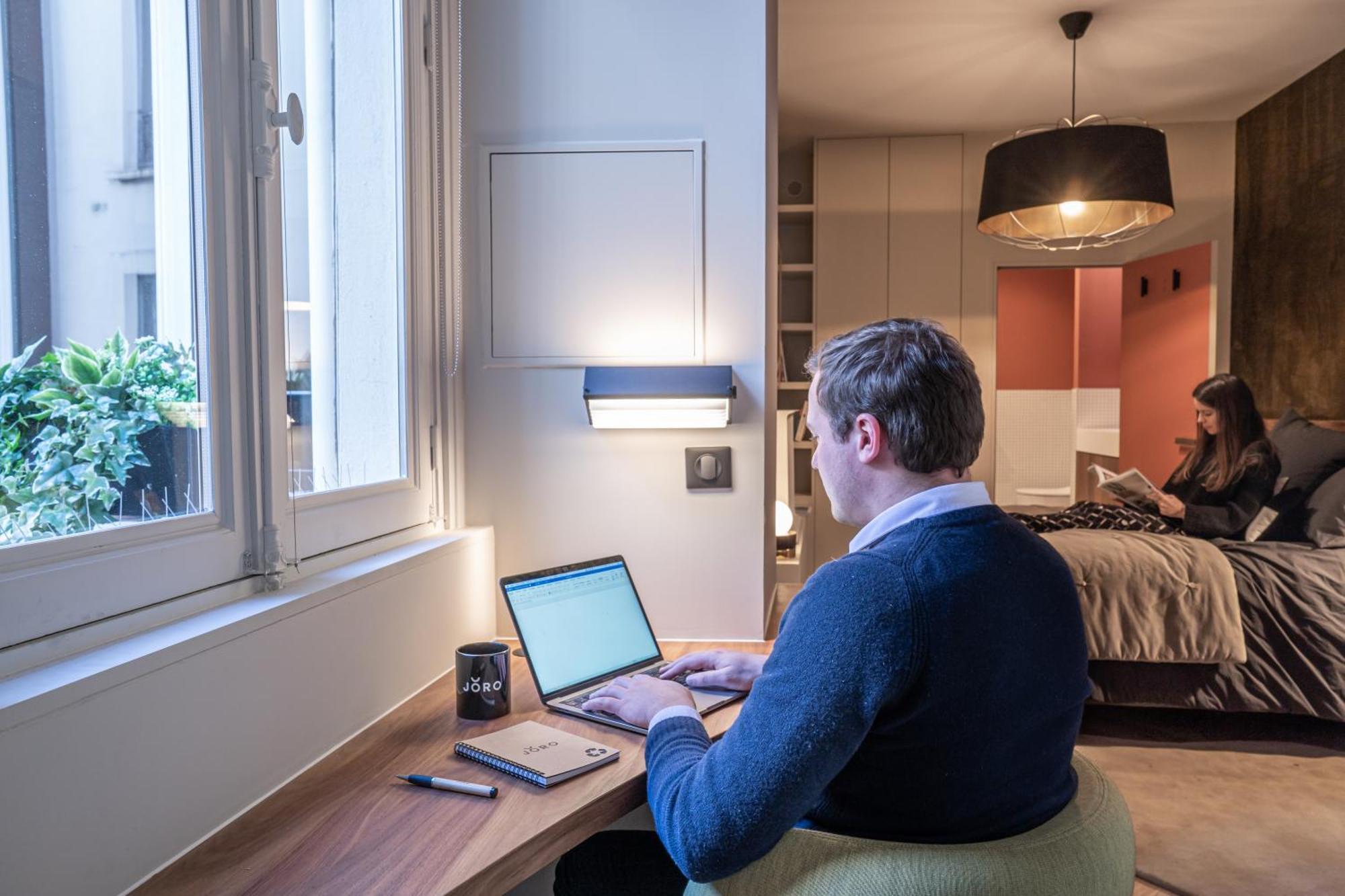 Joro Living Apartman Párizs Szoba fotó